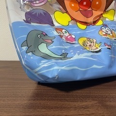 【取引中】アンパンマンのプールバックの画像