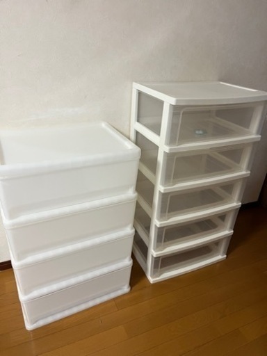 【引き取り予定】衣装ケース　大1000円　小500円