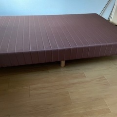 セミダブルベッドの画像