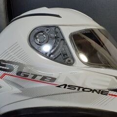 値下げしました・フルフェイス(サイズXL)新品同様の画像