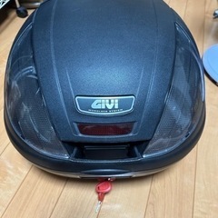 GIVI モノロックE370リアボックス