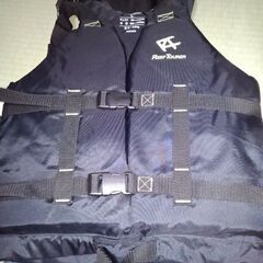 決まってしまいました。😁ReefTouRERライフジャケット