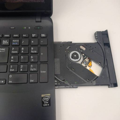 SONY　第4世代Core i5 SSD240G搭載　メモリ4G CD/DVD　webカメラ内蔵　大画面15.6インチ　テンキー　 Wifi対応　#1600A4D