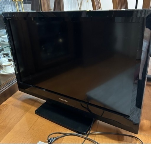 東芝　液晶テレビ32型