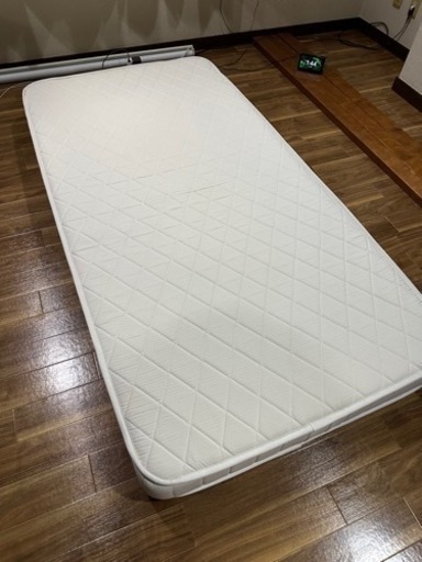 (美品半額)高反発タイプマットレスかためシングル