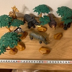 美品【トイザらス】アニマルフィギュア(アマゾン編)の画像