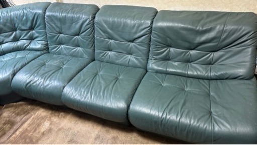 本革 5人掛けソファー 5人掛けの高級カーブソファ 大型のレザーソファ おしゃれな大部屋用 