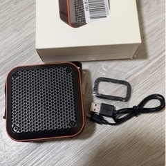 BT525 ポータブル Bluetooth スピーカー ワイヤレ...
