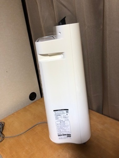SHARP 加湿空気清浄機 KC-D50-W