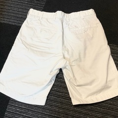 ユニクロ　ショートパンツ　ハーフパンツ　白　メンズ