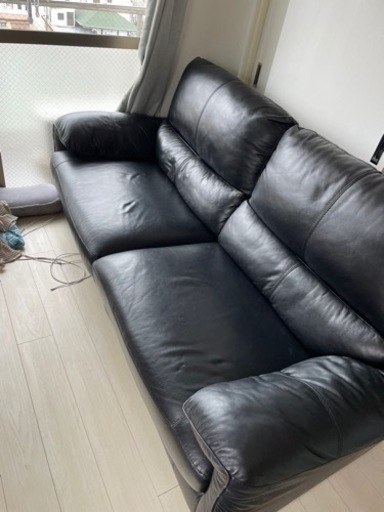 7/26ＡＭまで　ソファー　革　　定価17万円　右のみ自動リクライニング