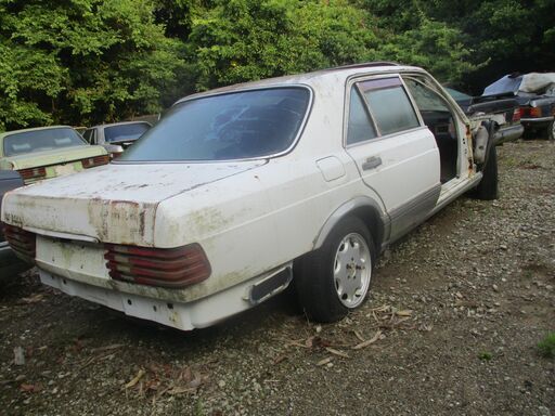 メルセデス―ベンツ126-560SEL-外装部品販売サイドステツプ左右