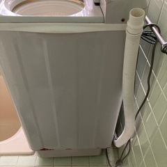 二層式洗濯機の画像