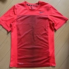 NIKE メッシュTシャツ