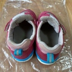 15.5センチ　スニーカーの画像