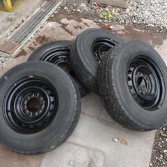 195/80R15 107/105L LT ハイエース　タイヤ、ホイール
