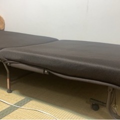 折りたたみシングルベッド・オーブントースターお譲りします。