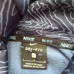 NIKEパーカー美品の画像