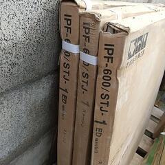 ６００角タイルの画像