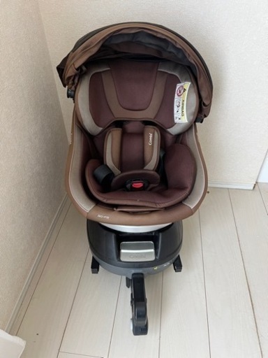 お値下げしました　コンビ　回転　チャイルドシート