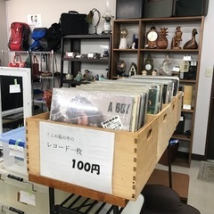 レコード一枚100円　沢山ご用意してます！の画像