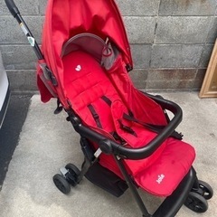 【売却済】ベビーカー joie ジョイー 赤