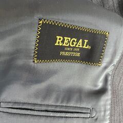 【引取限定無料】紳士用スーツ多数（イタリア製中心）・ヴィンテージスーツケース・レコード・CDなどの画像