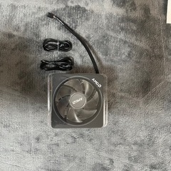 AMD リテールクーラー Wraith Prism RGB CPUクーラー AM4 4ピンコネクター 銅ベース/アルミヒートシンクの画像