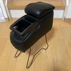 カー用品 肘置き 収納の画像