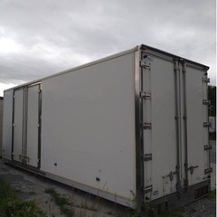 コンテナ　箱　Box 冷凍箱　保冷箱　物置　車庫