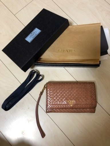 プラダ 財布 サーモン ピンク マドラス 編み込み レザー PRADA MADRAS ウォレット リストレット ローズ 本物 正規品 百貨店