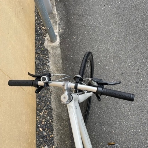 【超早い者勝ち‼️】 メリダ TFS100 クロスバイク 点検整備済み 700c ⭐️他にも中古自転車出してます