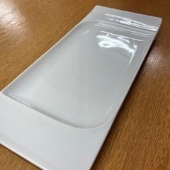 平皿　ドイツ製白磁