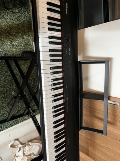 Roland キーボード　スタンド付き