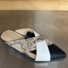 【BY REUSE 霧島国分新町店 出張買取•見積完全無料¥0】オズモーシス　lady’s  サンダルの画像