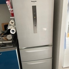 パナソニック2013年型321リットル　NR-C32BM-S型の画像