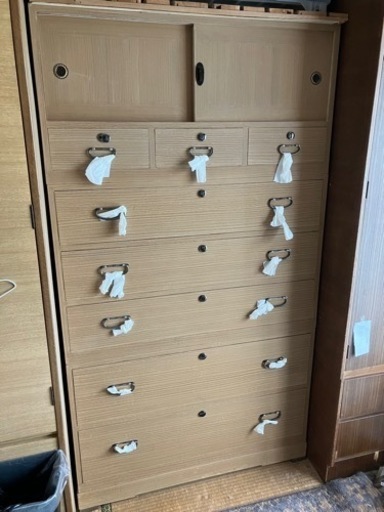 (引き渡し予定者様決定)高級桐タンス　差し上げます。