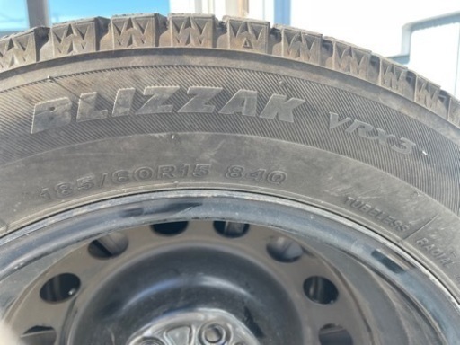 ブリヂストン ブリザック VRX3 185/60R15 鉄ホイール付き　4本