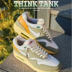 NIKE スニーカー THINKTANK