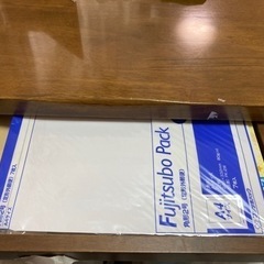 【最終値下げ】ダイニングテーブルの画像