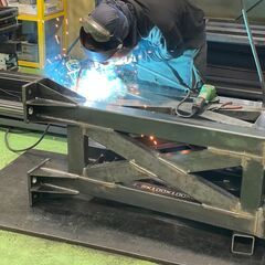 愛知県で働きませんか‼️　溶接工大募集　未経験者でも経験者大歓迎😊　高給優遇　の画像