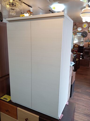 シューズボックス　サイズ（約）幅60.5㎝×奥37㎝×高95.5㎝　　■近隣配送無料 買取GO‼　栄和店