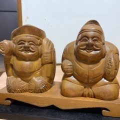 布袋様の木彫りの画像