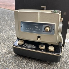 8ミリ映写機　の画像