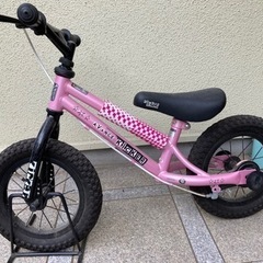 キッカーアバンス　ブレーキ付き　ストライダー風　