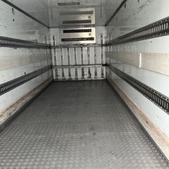 コンテナ　トラック保冷箱