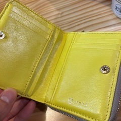 二つ折り財布　MURA レディースの画像