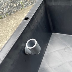 残り5個 ☆プラ舟40L☆ オーバーフロー加工済 使用短 綺麗  早い者勝ちです　　　検）めだか　金魚　水槽　容器　の画像