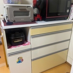 食器棚　　カウンターの画像