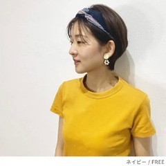 新品未使用　TOKOHANA  チェック柄クロスデザインヘアバンド　ネイビーの画像